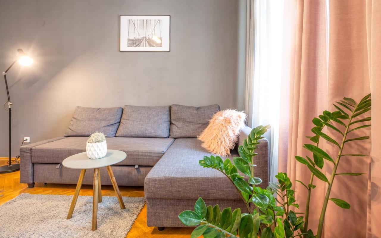 Nejedleho Apartmeet Praga Zewnętrze zdjęcie