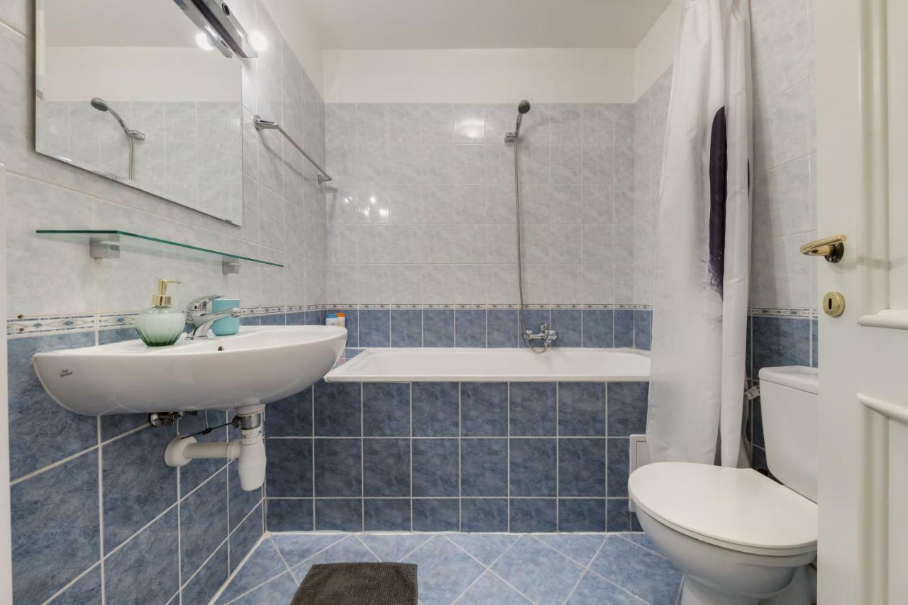 Nejedleho Apartmeet Praga Zewnętrze zdjęcie